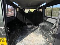 LAND ROVER DEFENDER 110