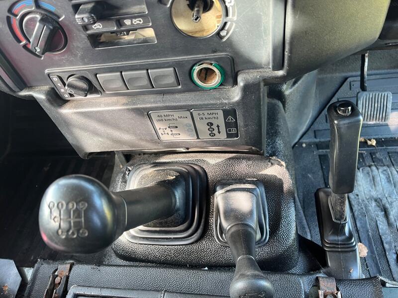 LAND ROVER DEFENDER 110