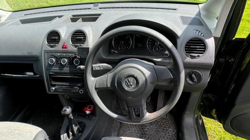 VOLKSWAGEN CADDY