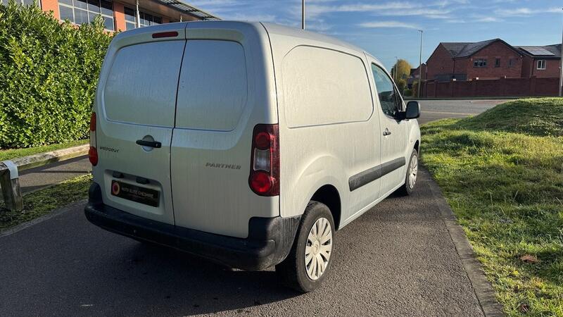 PEUGEOT PARTNER