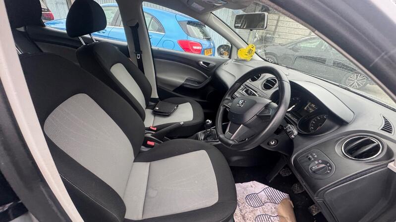 SEAT IBIZA