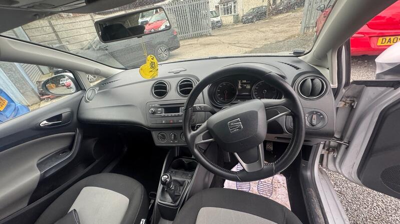 SEAT IBIZA