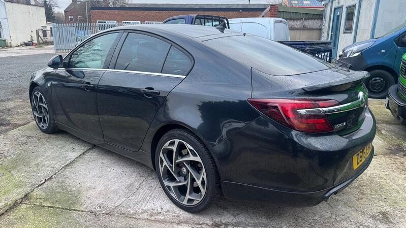 VAUXHALL INSIGNIA