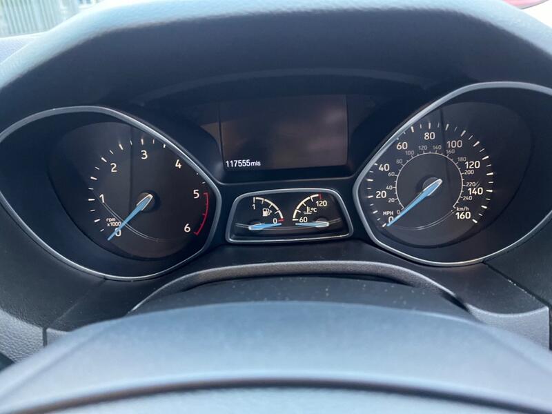 FORD FOCUS